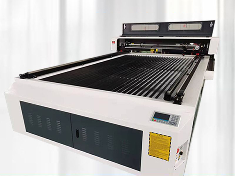 1325 Laser cutting machine