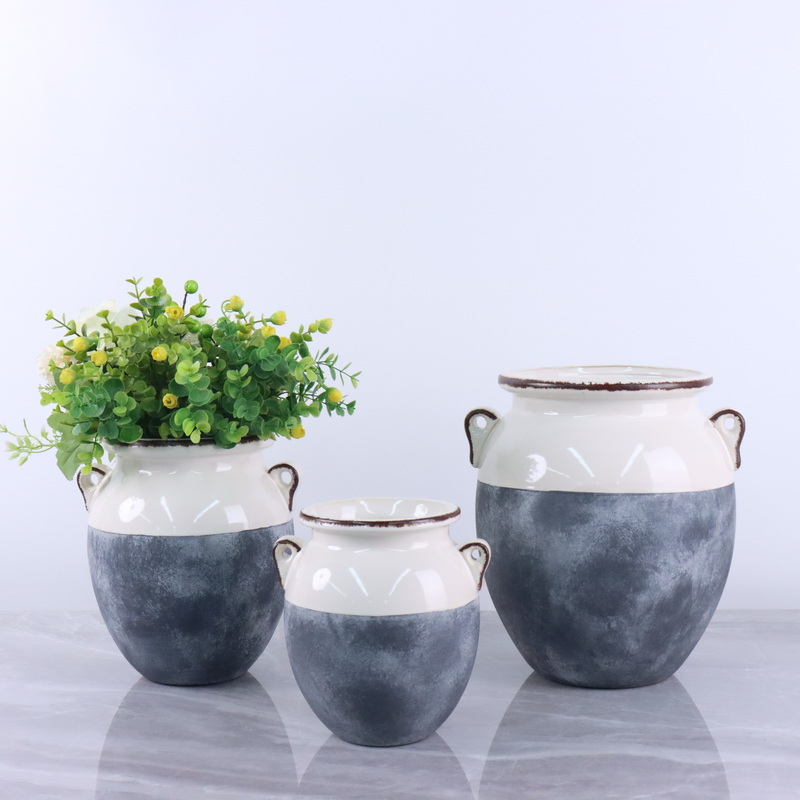 Traditional Craftsmanship & Modern Aesthetics Home Decor Ceramic Jar with Ears