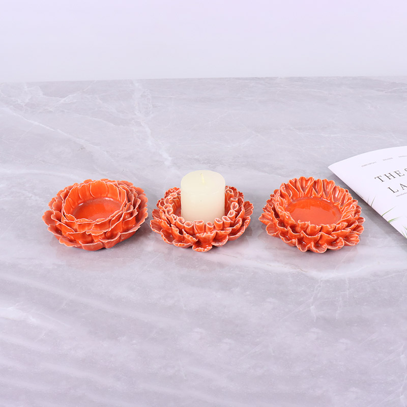 Handmade Flower-Shaped Decoration Crackle Glaze Ceramic Candle Jar