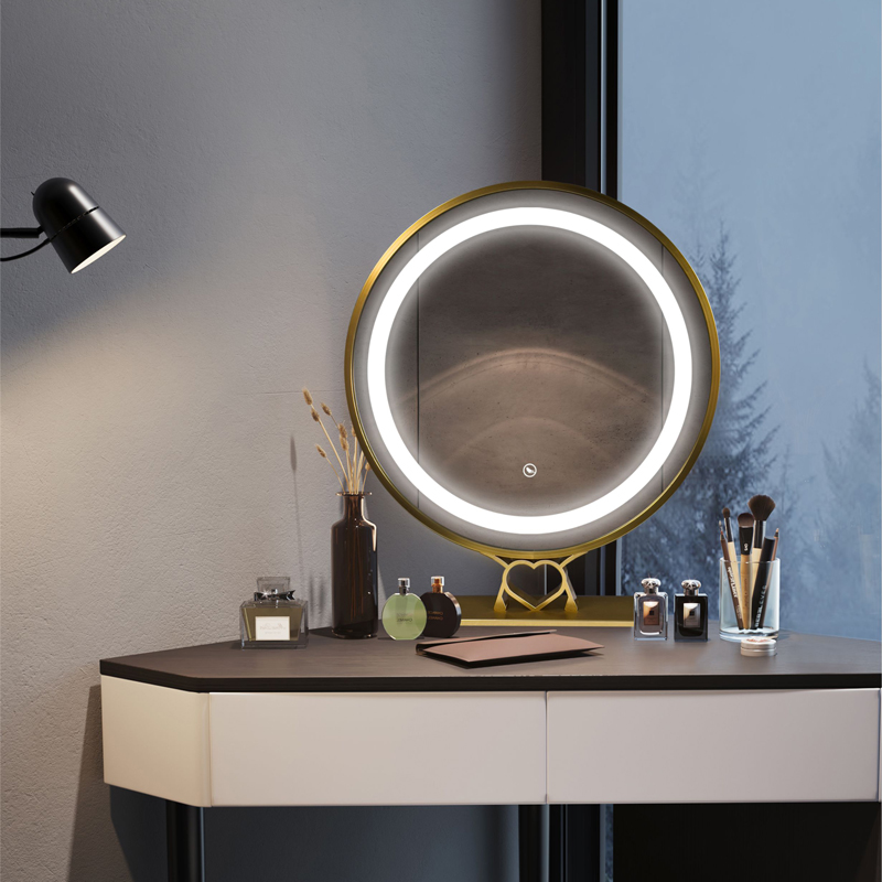 18 Best Lighted Makeup Mirrors in 2024, Tested by Beauty Experts | Glamour