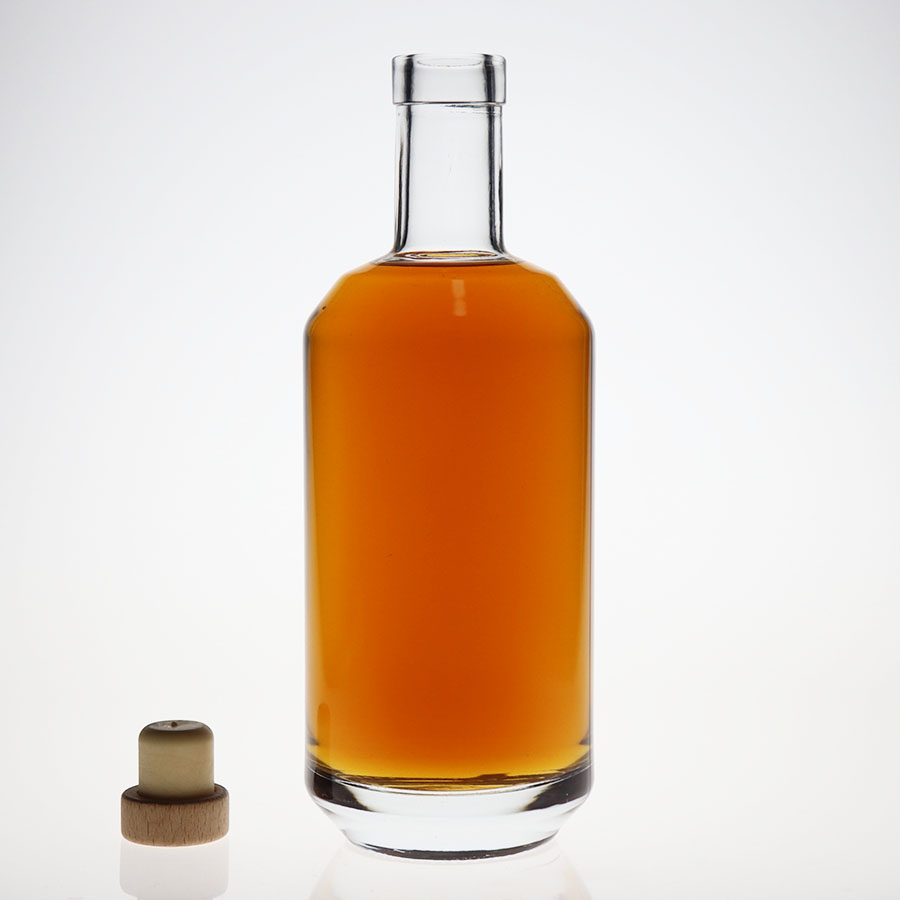 700ml Glass Liquor Bottles