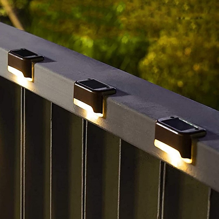 Outdoor Waterproof Solar Powered Garden Solar Deck Lights Fence Solar Step Lights