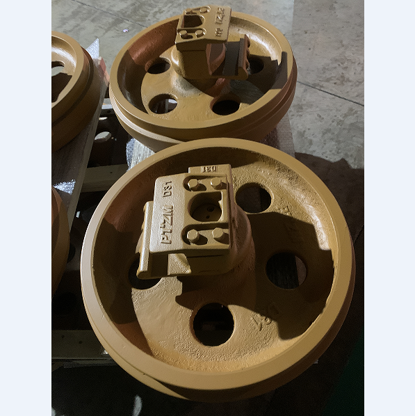 Komatsu D31 Idler 113-30-00101 Manufacturers 