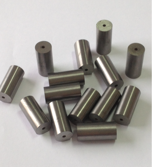 YG22C Tungsten Carbide Pellets Clean Ground Surface Type With 0.2 Concentricity