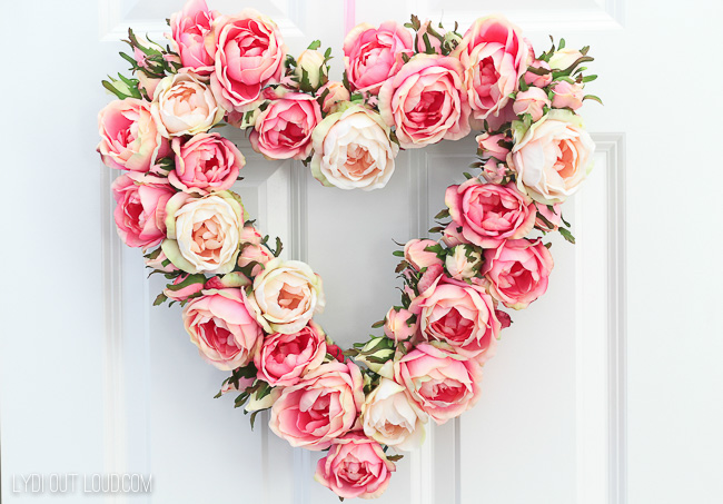 Valentine's Day Wreath - DIY Floral Valentine Wreath