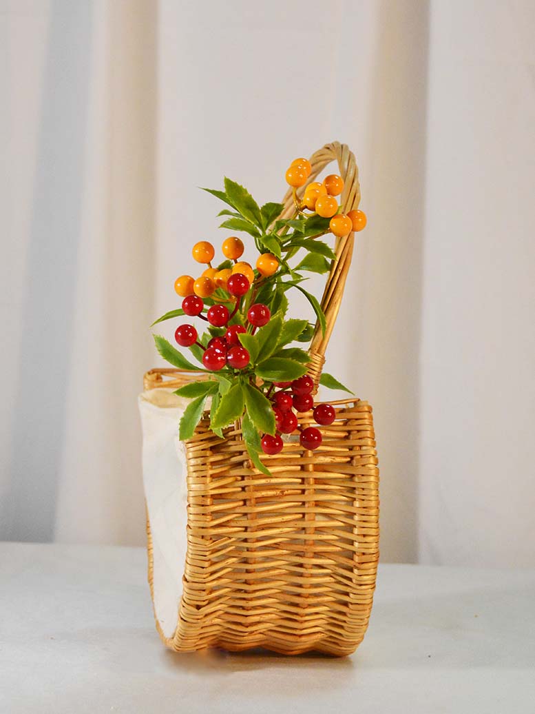  Artificial Berries, Artificial Red and Yellow Berry with Stems Lifelike Fruits Simulation Flowers Fake Berries for Wedding DIY Bridal Bouquet Home Kitchen Party Decoration-Foliage berry HA3017002