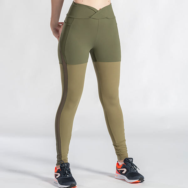 Top 10 Workout Clothes for Women in 2021