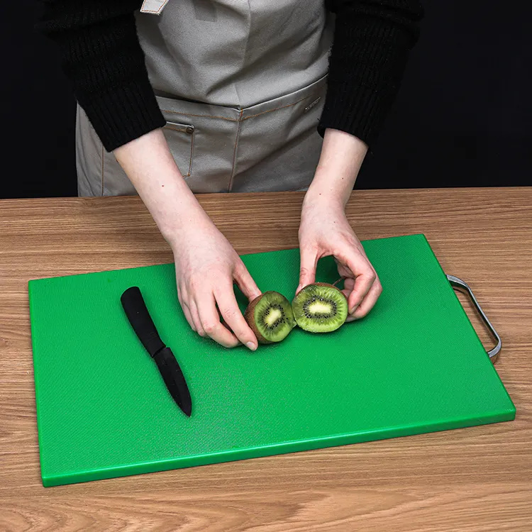 Durable and Lightweight PE Cutting Board in Food Grade