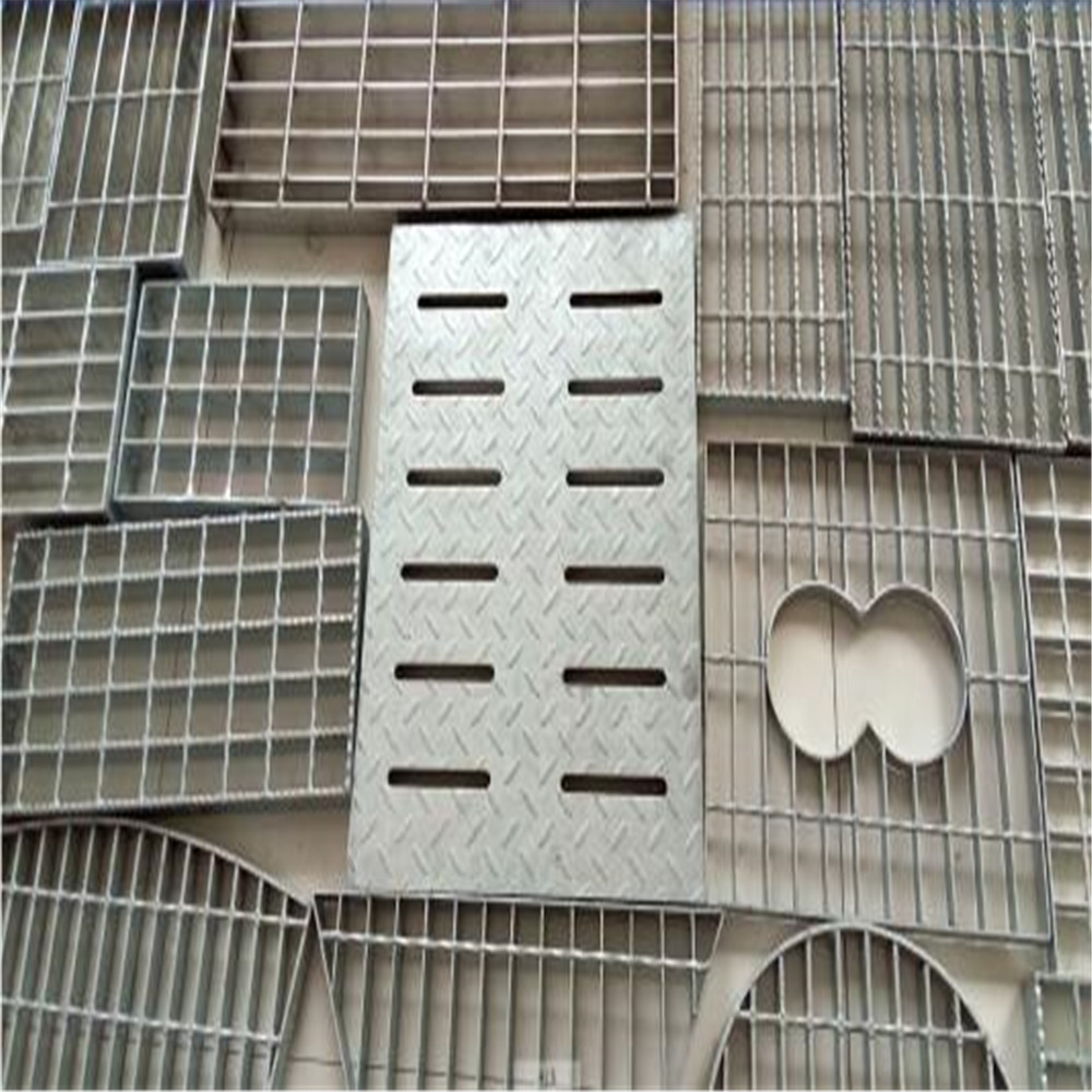 Industrial Grating Treads: Construction and Safety Features