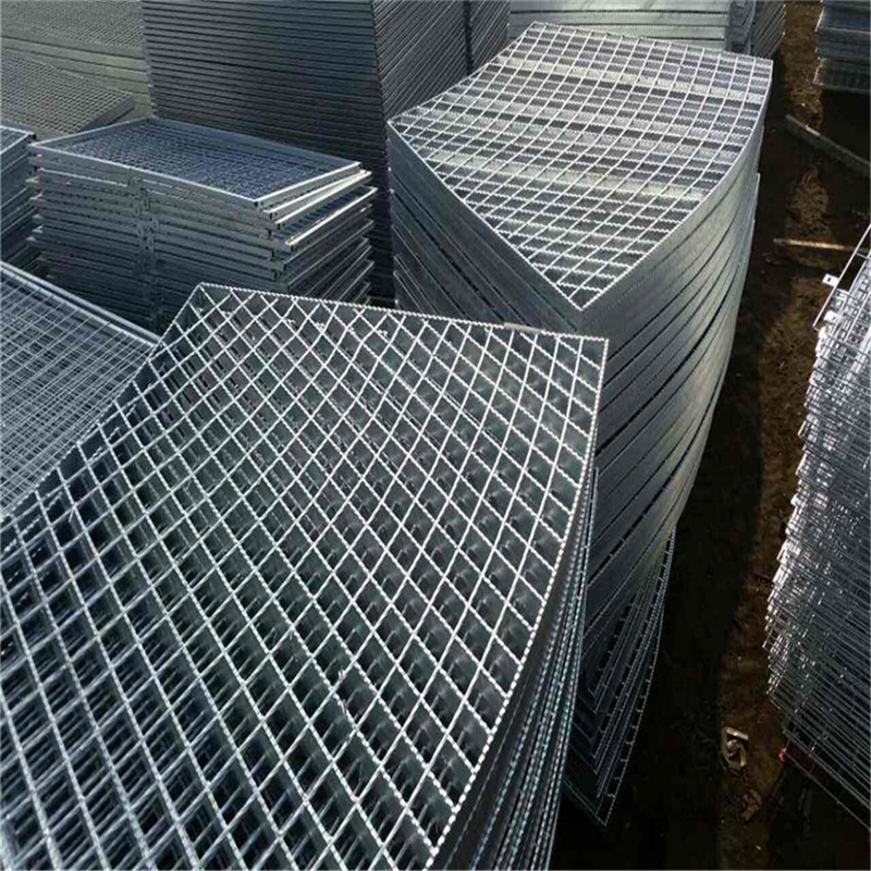 Galvanized Grating Steps: A Durable and Safe Solution for Any Application