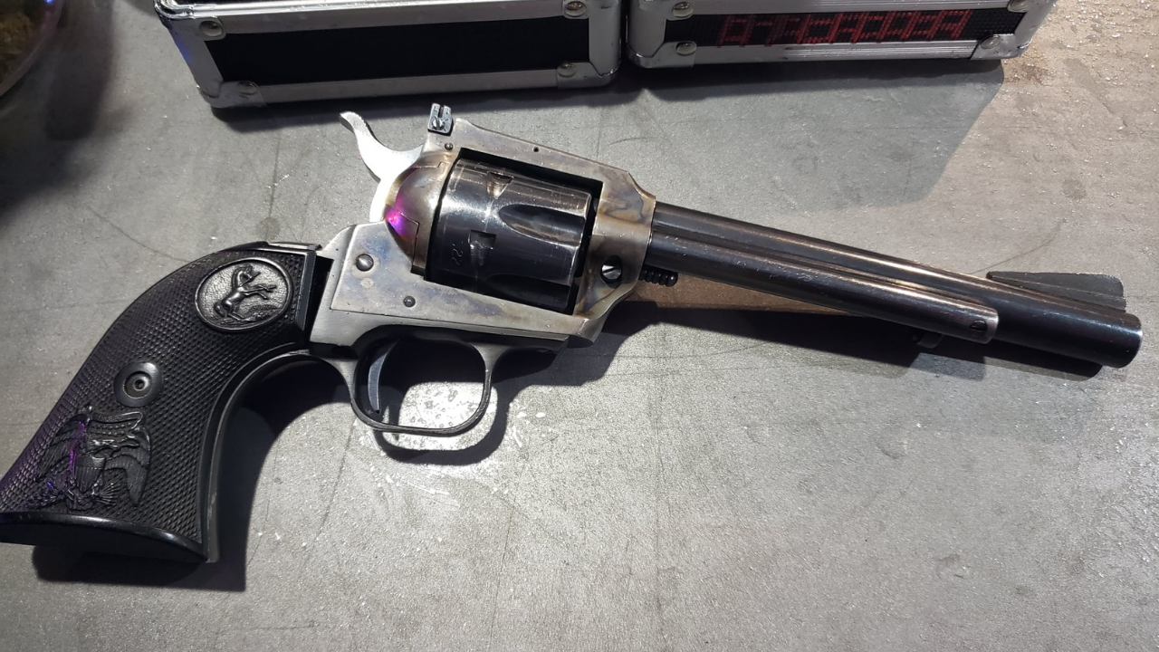 MSP: Loaded pistol, brass knuckles seized during Inkster...