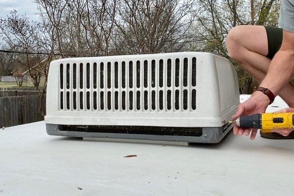 rooftop ac unit for rv No Further a Mystery