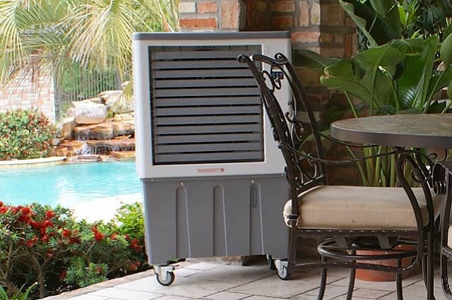 Portable, Powered Cooler from Dometic | MotorHome Magazine