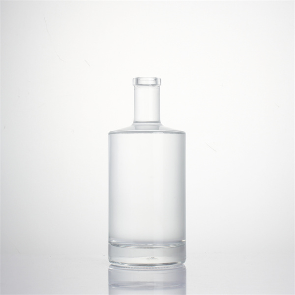 China wholesale empty 750ml Oslo super flint spirit glass bottle vodka whiskey bottles custom logo