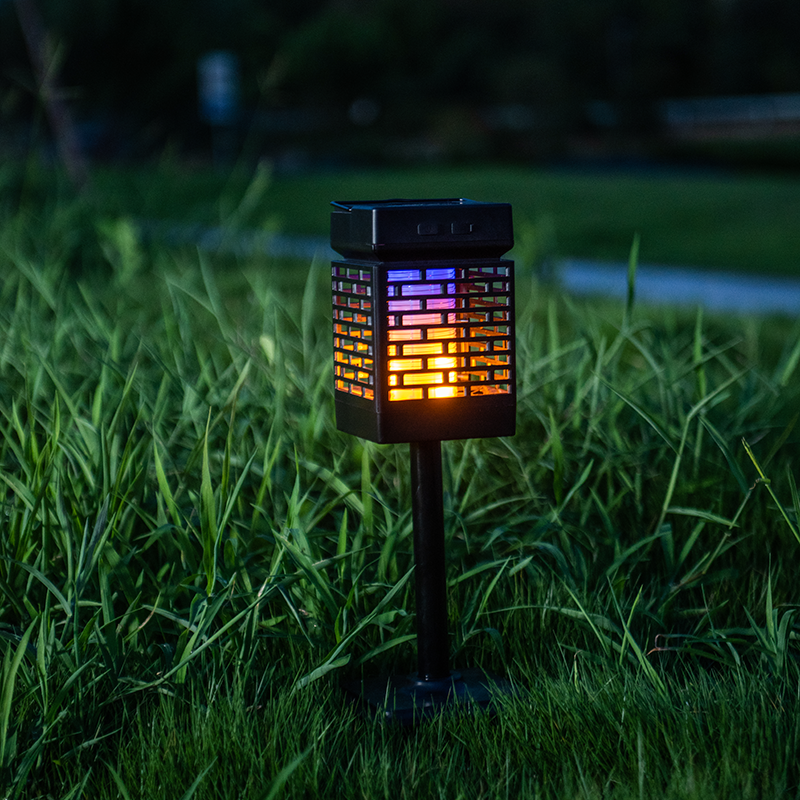 Effective Light Trap for Capturing Gnats: A Helpful Tool for Pest Control