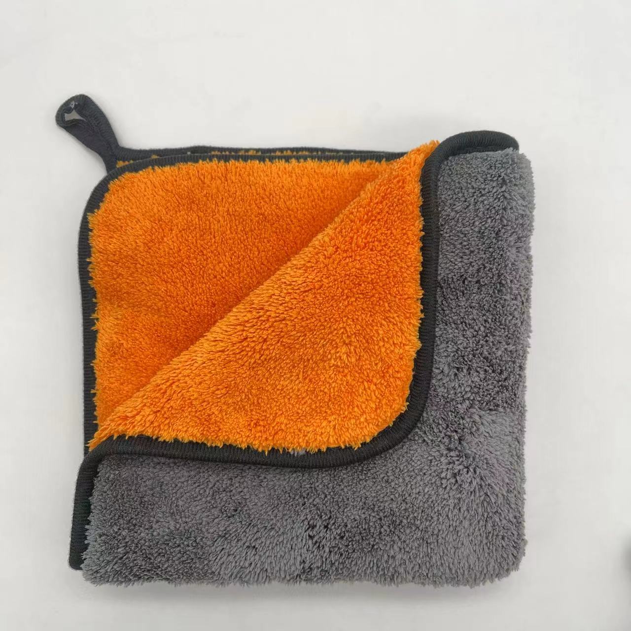 5 Benefits of Using a High-Quality Microfiber Face Cloth for Skincare