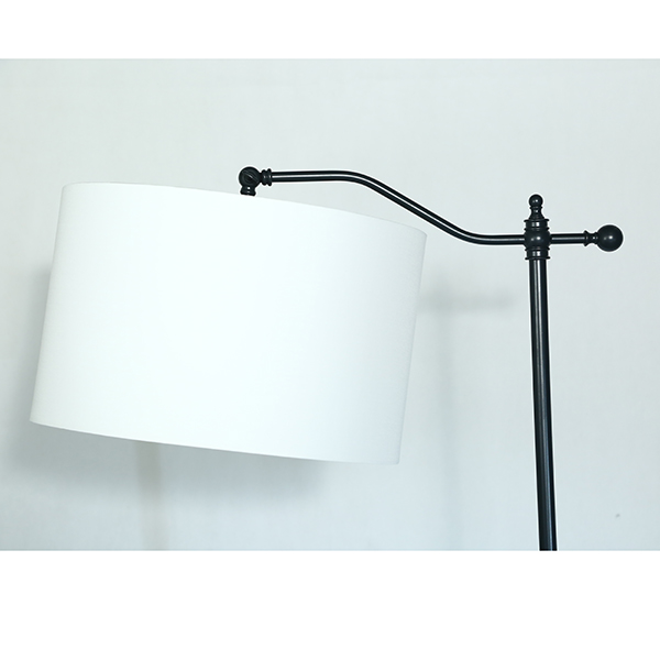 Creative minimalist post-modern reading vertical table lamp