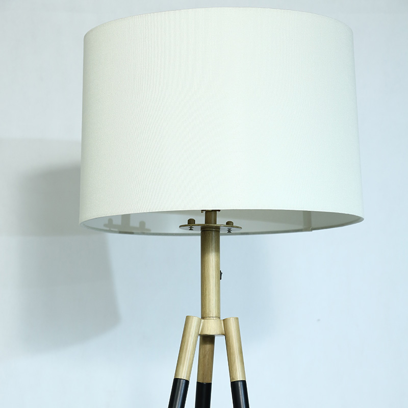 Scandinavian-American home design triangle vertical table lamp