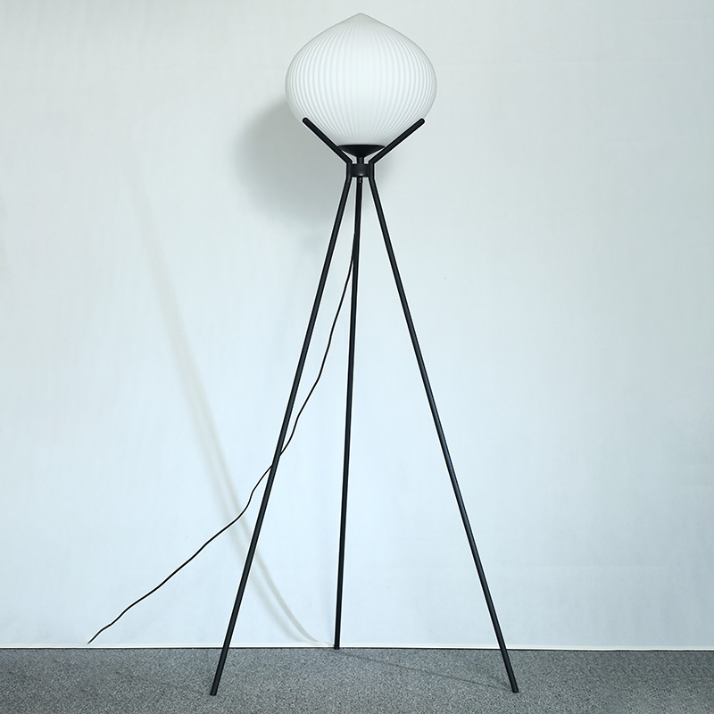 Stunning Collection of Oversized Side Table Lamps Exudes Elegance and Functionality