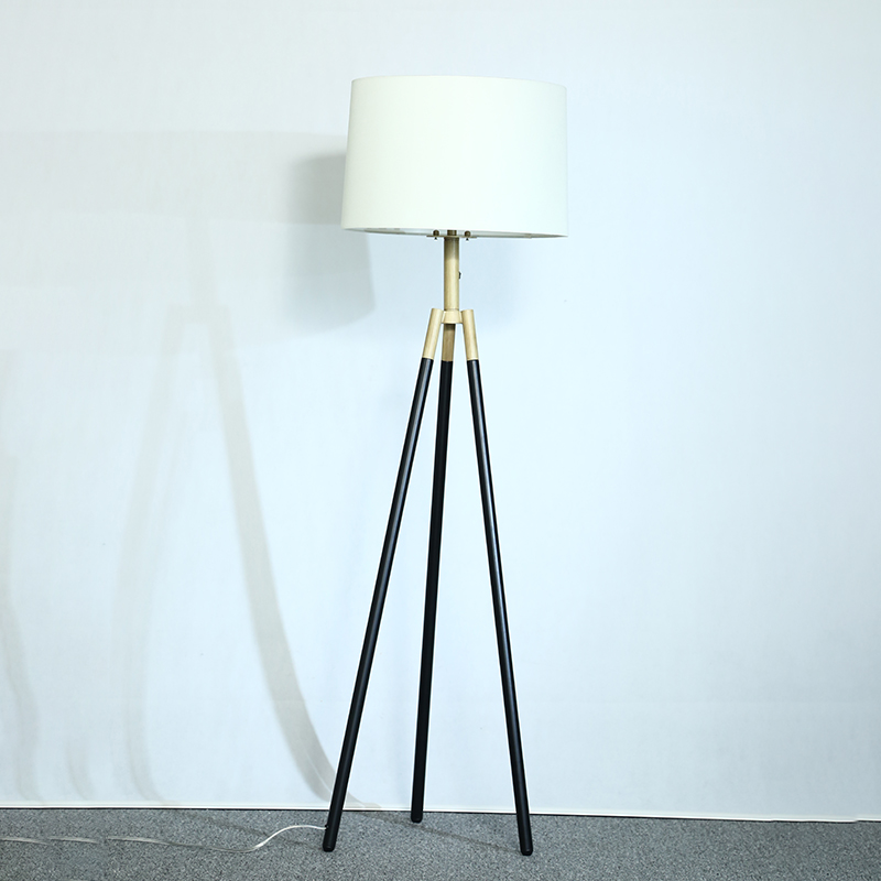 Scandinavian-American home design triangle vertical table lamp