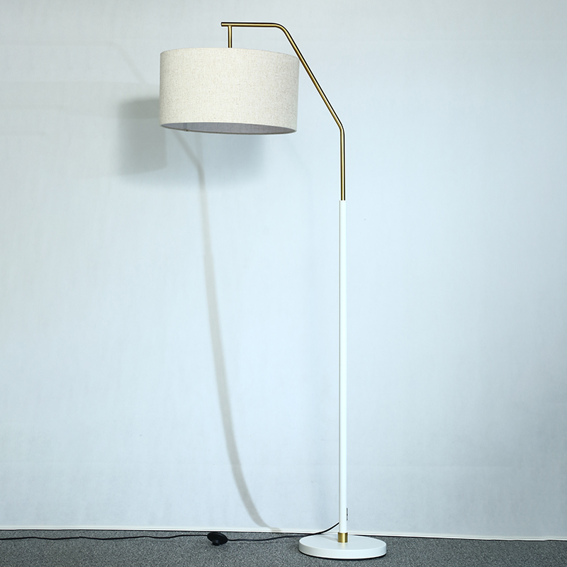 Elegant and Practical Bedside Lamps for Your Home Decor