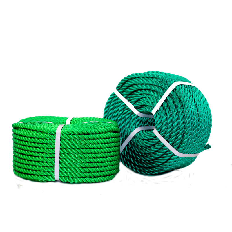 Twist polyethylene rope for outdoor use