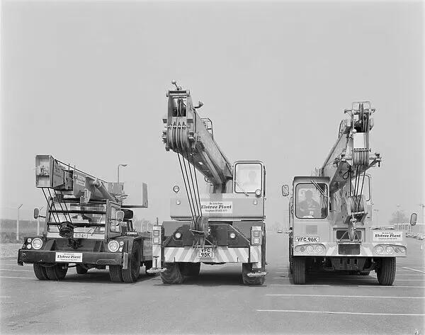 Powerful Truck Mounted Cranes for Heavy Lifting Jobs: Choose From Various Capacities and Types