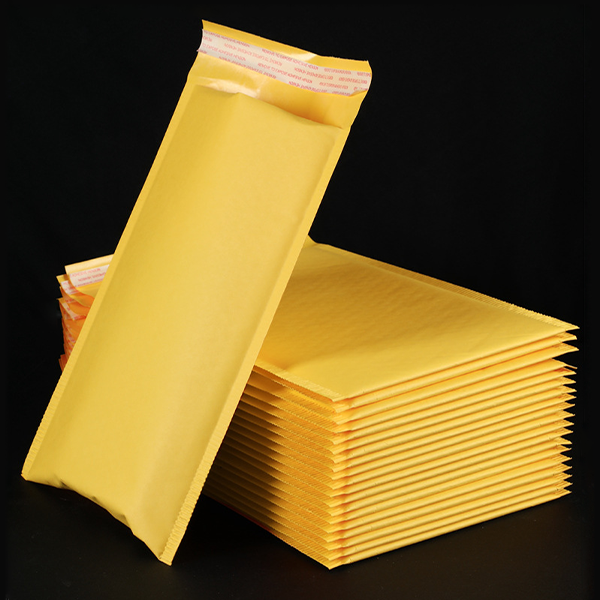  Custom Logo Printing Express Shipping Protective Envelopes Yellow Kraft Paper Bubble Bag Gift Mailer Bags