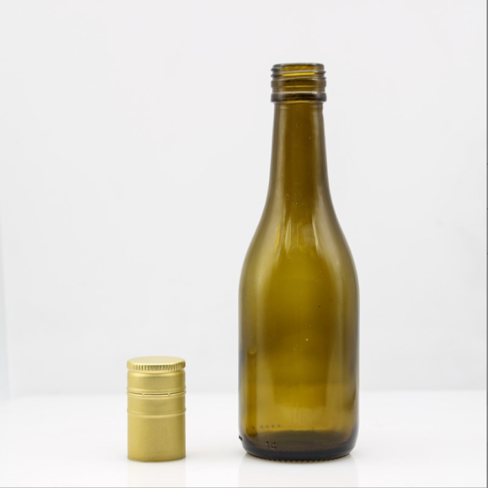 Wholesale Empty 187ml Small Mini Glass Wine Bottle with Screw Cap