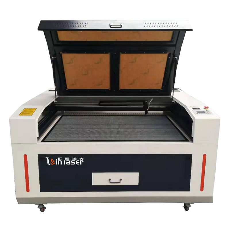  CO2 laser cutting and engraving machine