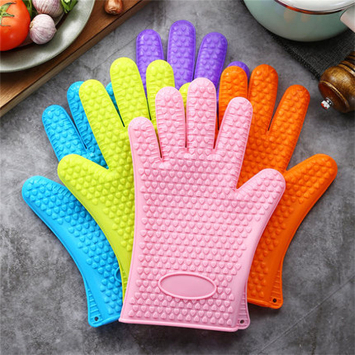 Customized Silicone kitchenware gloves manufacturer