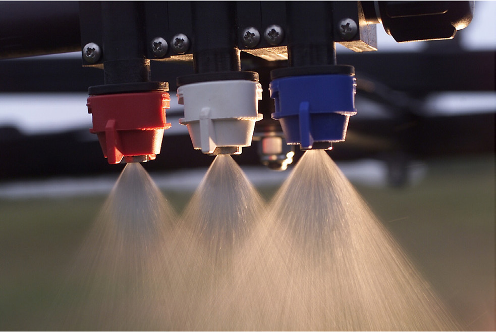 Quality Spray Nozzles, Caps, Strainers, Nozzle Bodies & Clamps for Sprayers and Landscaping Equipment