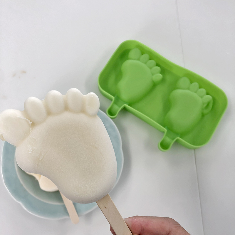 DIY Food Grade Bpa Free Ice Maker Tools Foot Shaped Popsicle Ice Cube Pop Tray With Lid Silicone Ice Cream Mold For Kids
