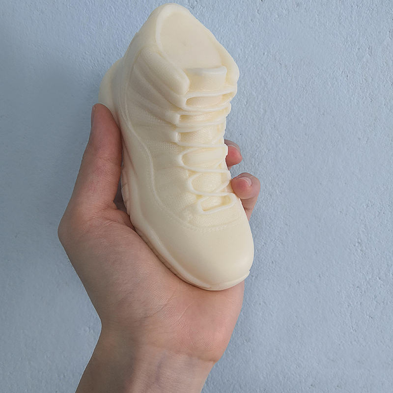 J144 13cm New Handmade Decoration Gift Candle Making Small Size 3D High Top Sneakers Molde Shoes Silicone Mold for candle making