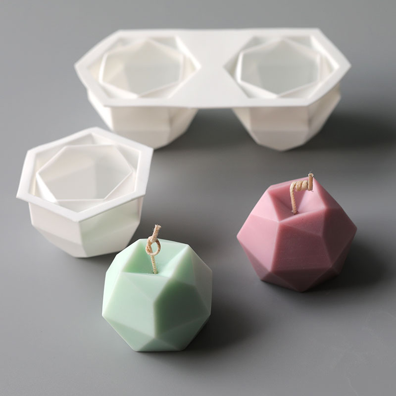 J137 Hot Selling DIY Creative Handmade Aromatherapy Candle Mould Eight-sided Multilateral Diamond Cube Candle Mold