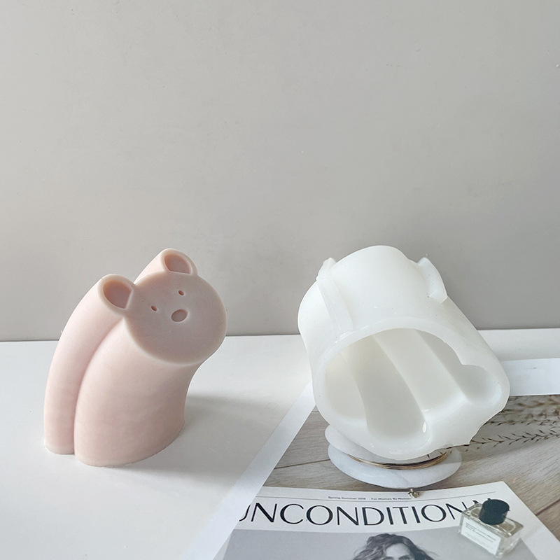 J6-148 Home Decoration DIY Pillar Bear Face Silicone Mold 3D Geometric Simplicity Bear Face Silicone Candle Mold