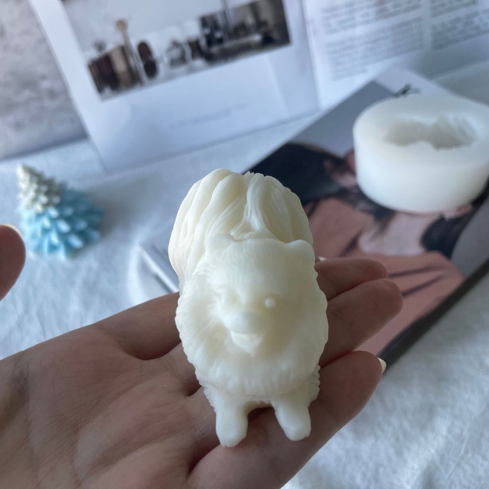 J6-130 3D Pet Dog Pomeranian Cake Silicone Plaster soap Candle Mold DIY Cute Pomeranian dog Silicone Candle Mold