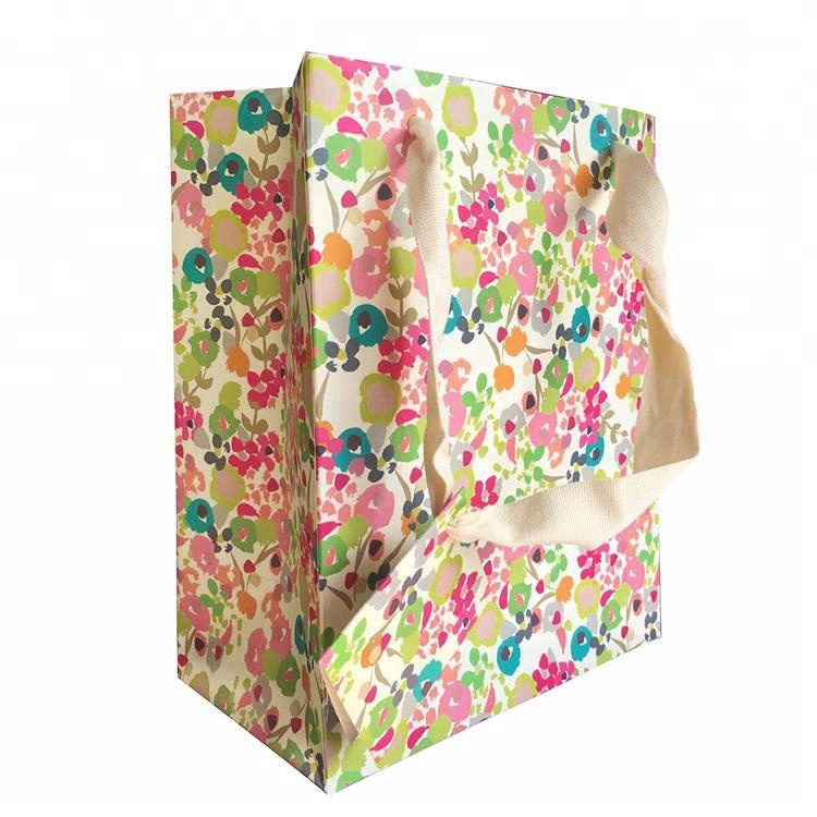 Custom foldable shopping bag gift packing paper bag