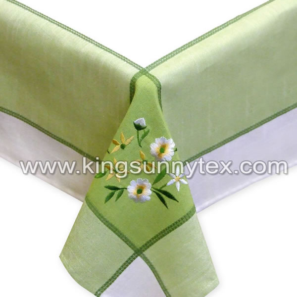 100% Polyester Flowerl Embroidery Table Cloth