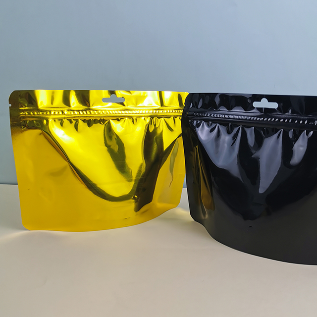 Nigeria Hot Selling Ziplock Plastic Custom Bags Glossy Outside With Zipper Food Packaging Pouch