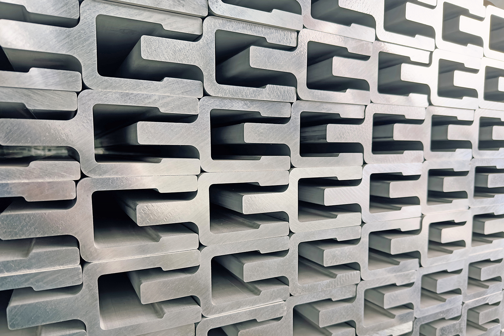 Extruded Aluminum Profile for Machinery and Equipment