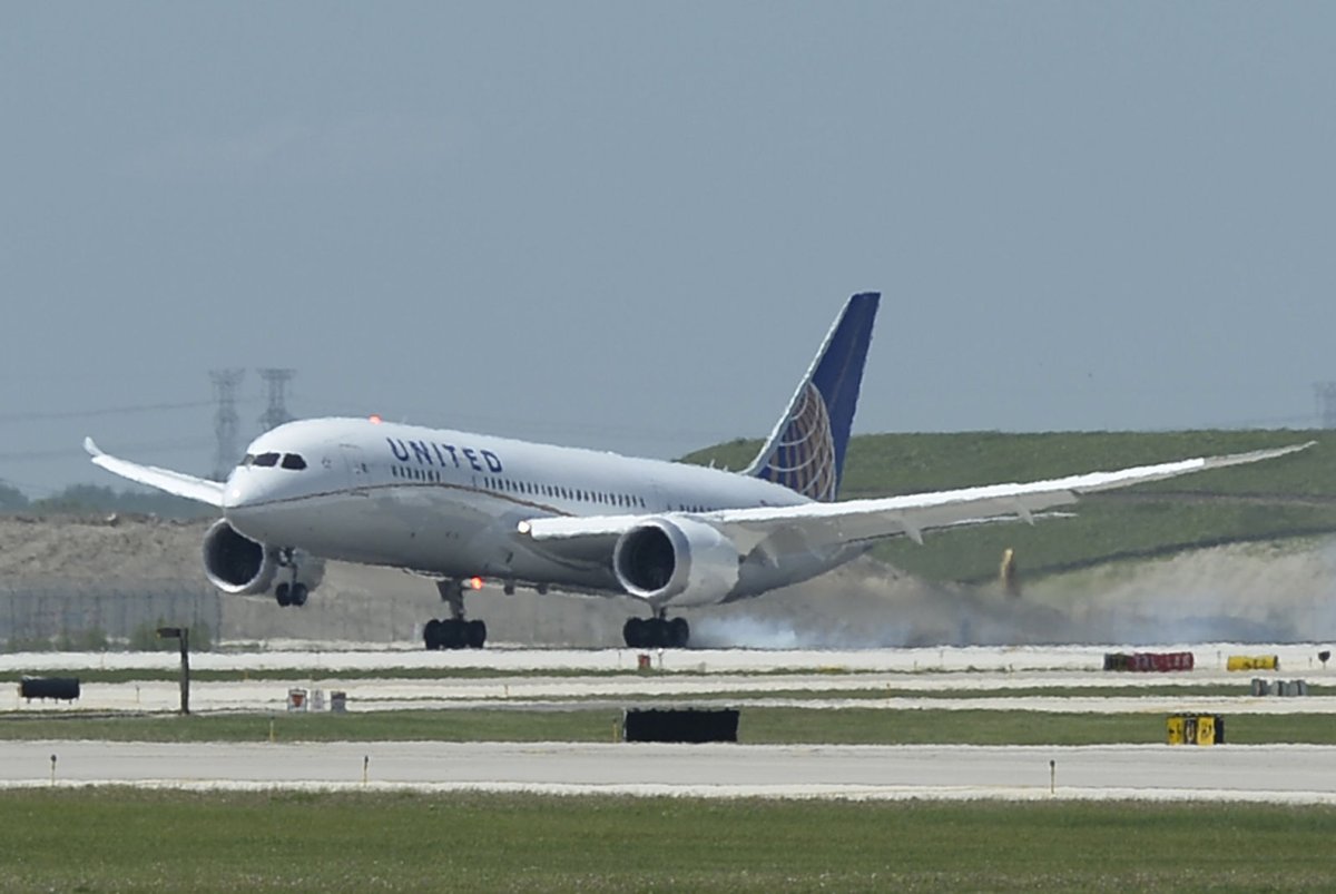 United Airlines Workers Stole Weed From Bags Then Sold It, Feds Say