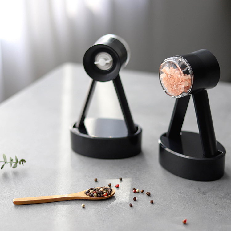 Stylish Salt Shaker And Pepper Mill Set for Your Kitchen