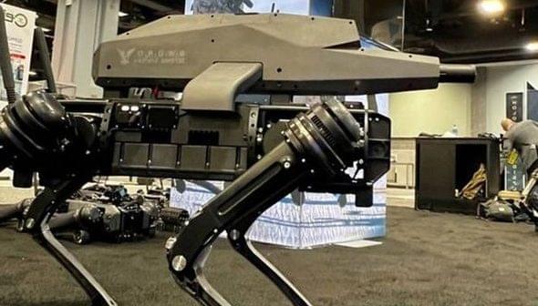 Remote-Controlled Robot Can Easily Tow Up to 9,000 Pounds Off-Road with Ease