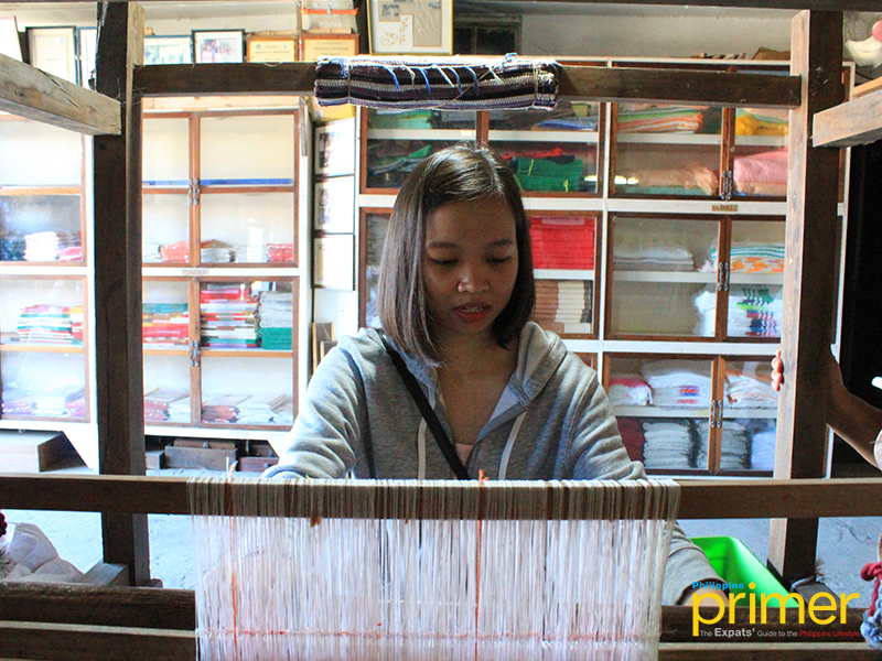 The manufacturing of rayon fabric - Wujiang Zhenzhou Air-Jet Loom Weaving Factory