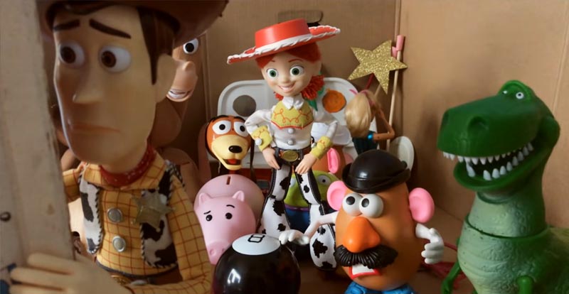 'The Real Toy Story' - A Look Inside the Chinese Factories That Make Christmas Toys