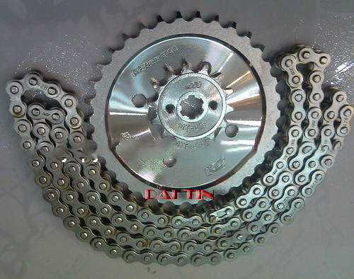 Motorcycle Chain and Sprocket with High Quality