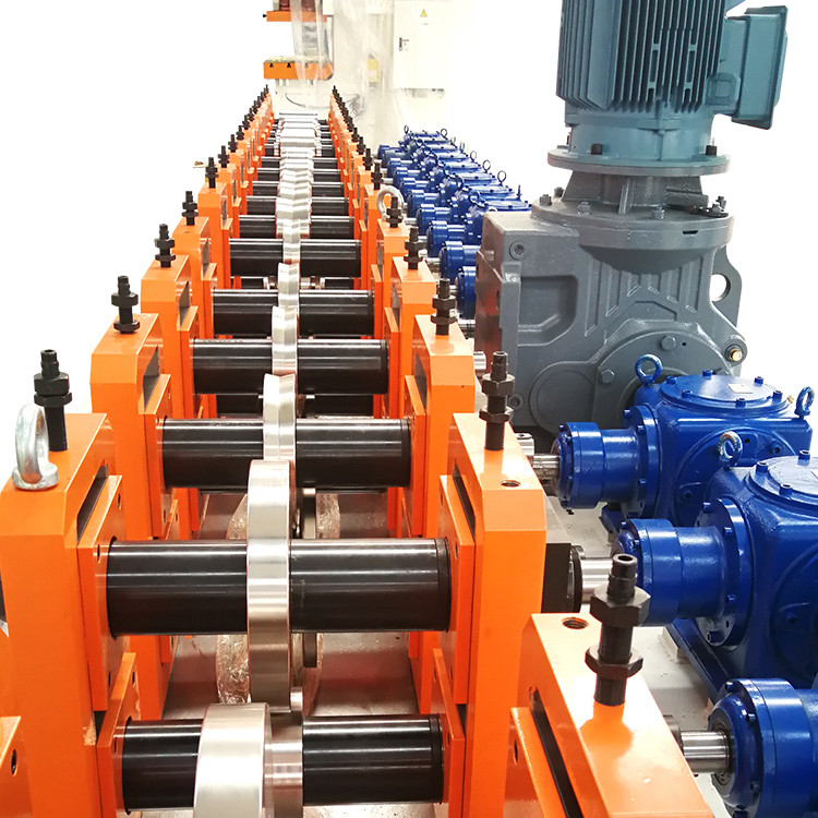 Photovoltaic bracket roll forming machine