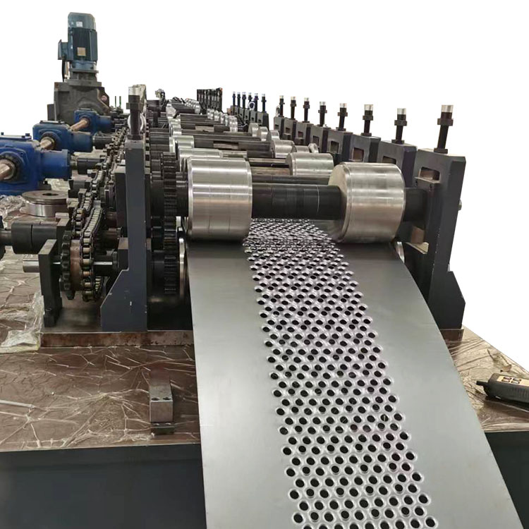 Metal scaffold decking roll forming machine