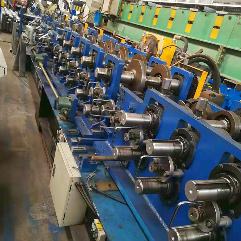 SIHUA automatic customized C/Z purlin roll forming machine